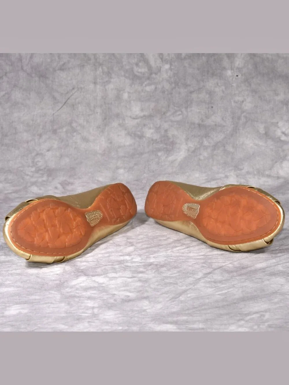 Born Shoes Metallic Gold Lilly Knotted Flats Size 8/39 Leather Upper Gently Used - Picture 7 of 14